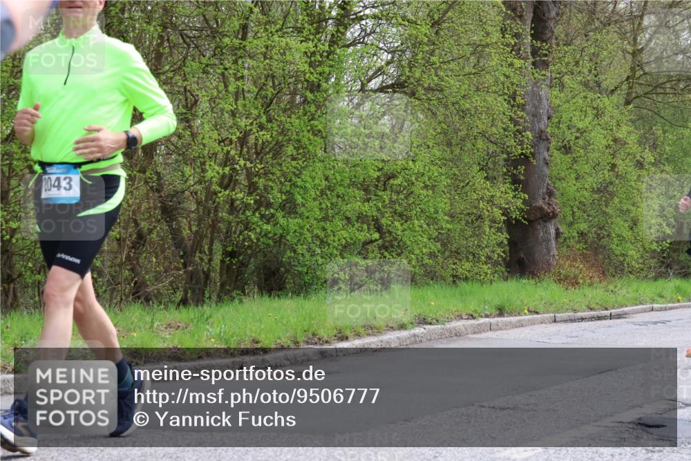 12.04.2026 - 45. Internationalen Wilhelmsburger Insellauf Yannick Fuchs http://msf.ph/oto/9506777 12.04.2026 13:01:52 Laufen 043 meine-sportfotos.de
