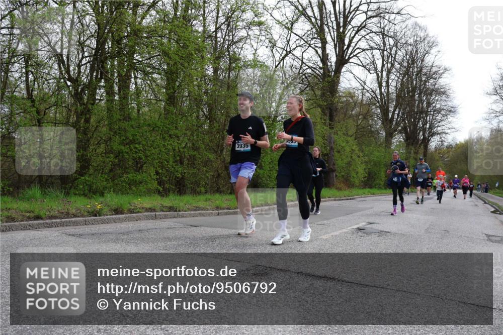 12.04.2026 - 45. Internationalen Wilhelmsburger Insellauf Yannick Fuchs http://msf.ph/oto/9506792 12.04.2026 13:01:56 Laufen 3935 meine-sportfotos.de