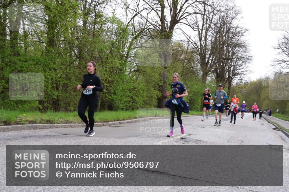 12.04.2026 - 45. Internationalen Wilhelmsburger Insellauf Yannick Fuchs http://msf.ph/oto/9506797 12.04.2026 13:01:58 Laufen 3942, 211 meine-sportfotos.de