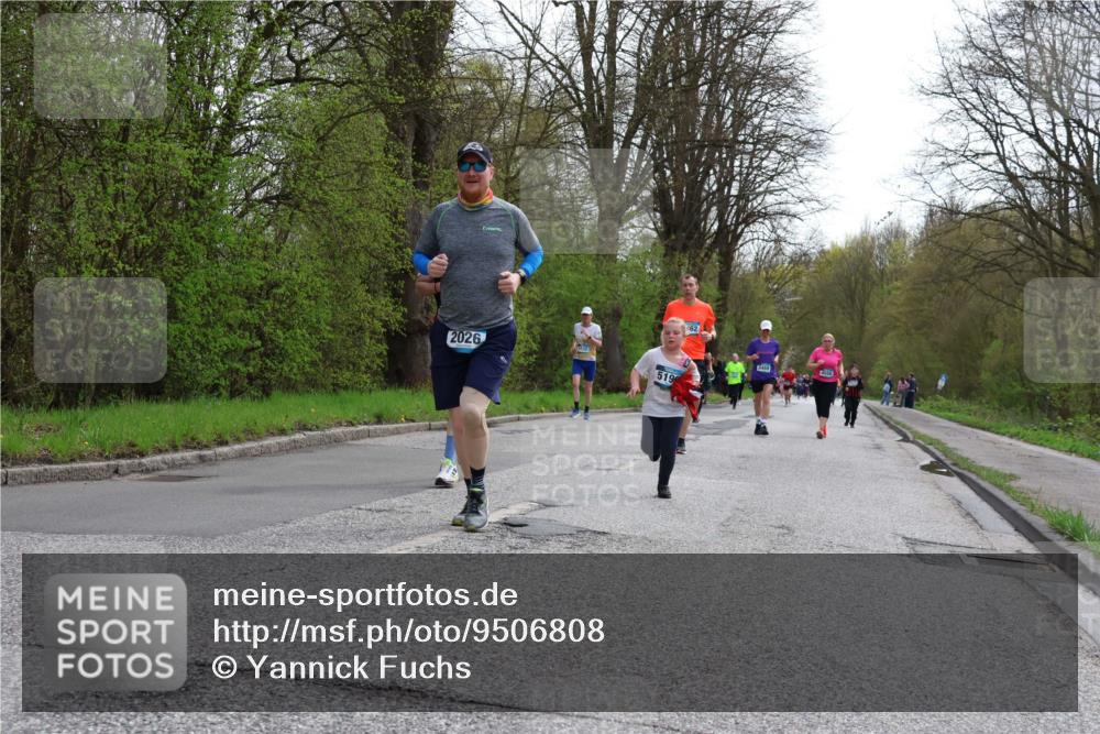 12.04.2026 - 45. Internationalen Wilhelmsburger Insellauf Yannick Fuchs http://msf.ph/oto/9506808 12.04.2026 13:02:00 Laufen 2026, 519, 462, 4558 meine-sportfotos.de