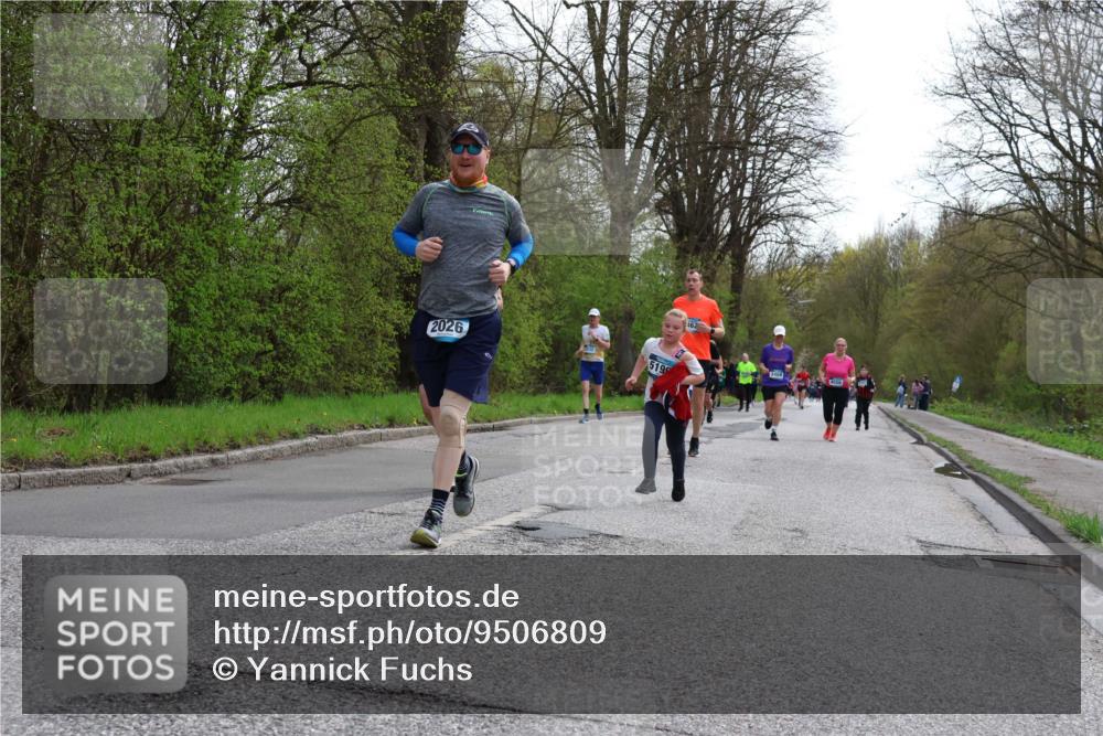 12.04.2026 - 45. Internationalen Wilhelmsburger Insellauf Yannick Fuchs http://msf.ph/oto/9506809 12.04.2026 13:02:00 Laufen 2026, 5199 meine-sportfotos.de