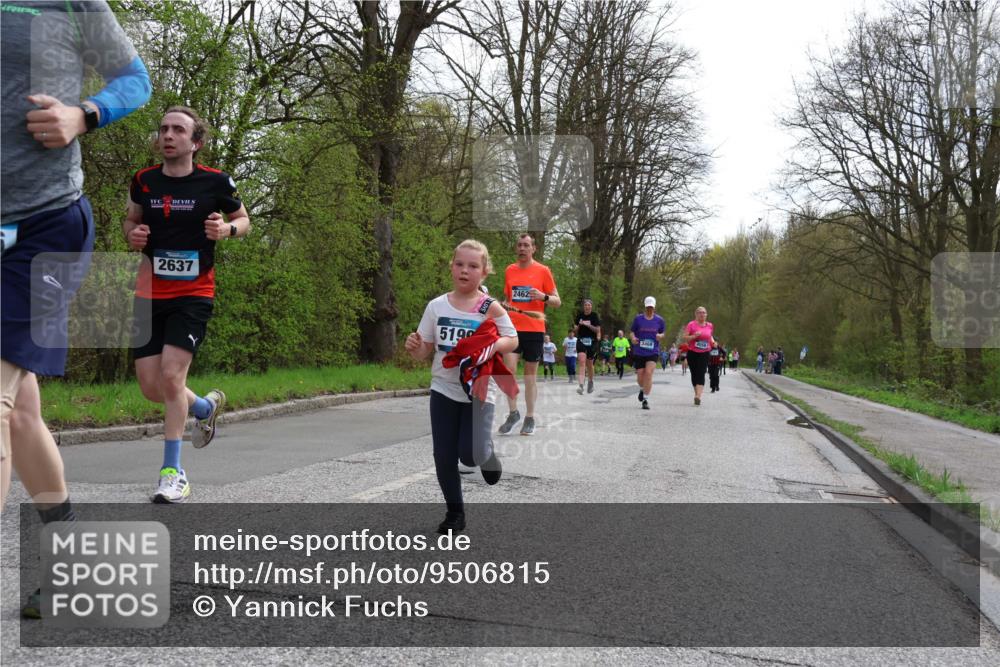 12.04.2026 - 45. Internationalen Wilhelmsburger Insellauf Yannick Fuchs http://msf.ph/oto/9506815 12.04.2026 13:02:02 Laufen 2637, 5190, 2462, 3469, 4568 meine-sportfotos.de
