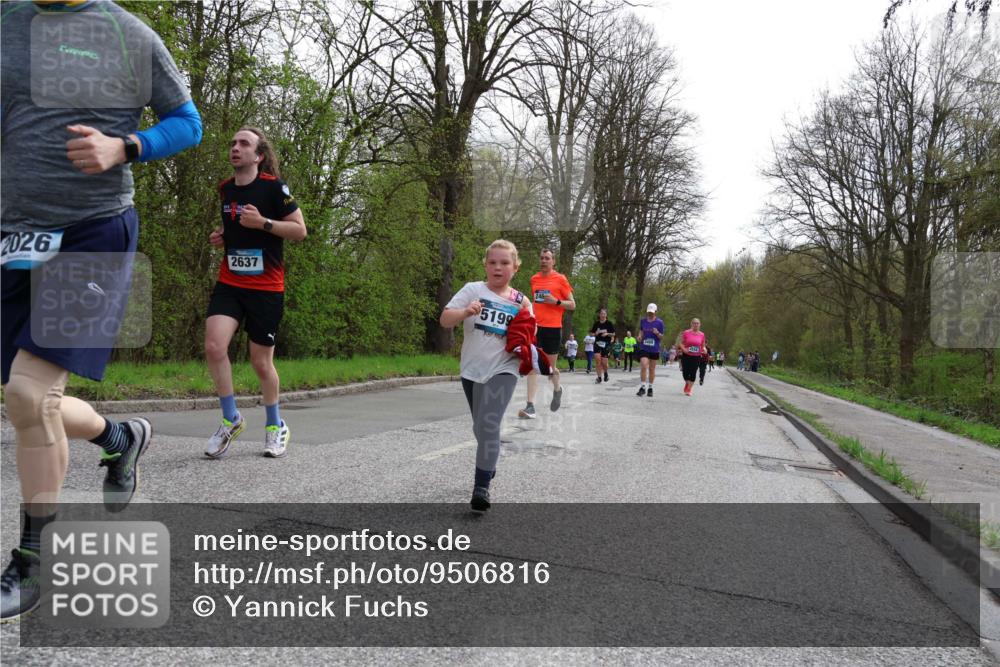 12.04.2026 - 45. Internationalen Wilhelmsburger Insellauf Yannick Fuchs http://msf.ph/oto/9506816 12.04.2026 13:02:02 Laufen 2026, 2637, 5199 meine-sportfotos.de