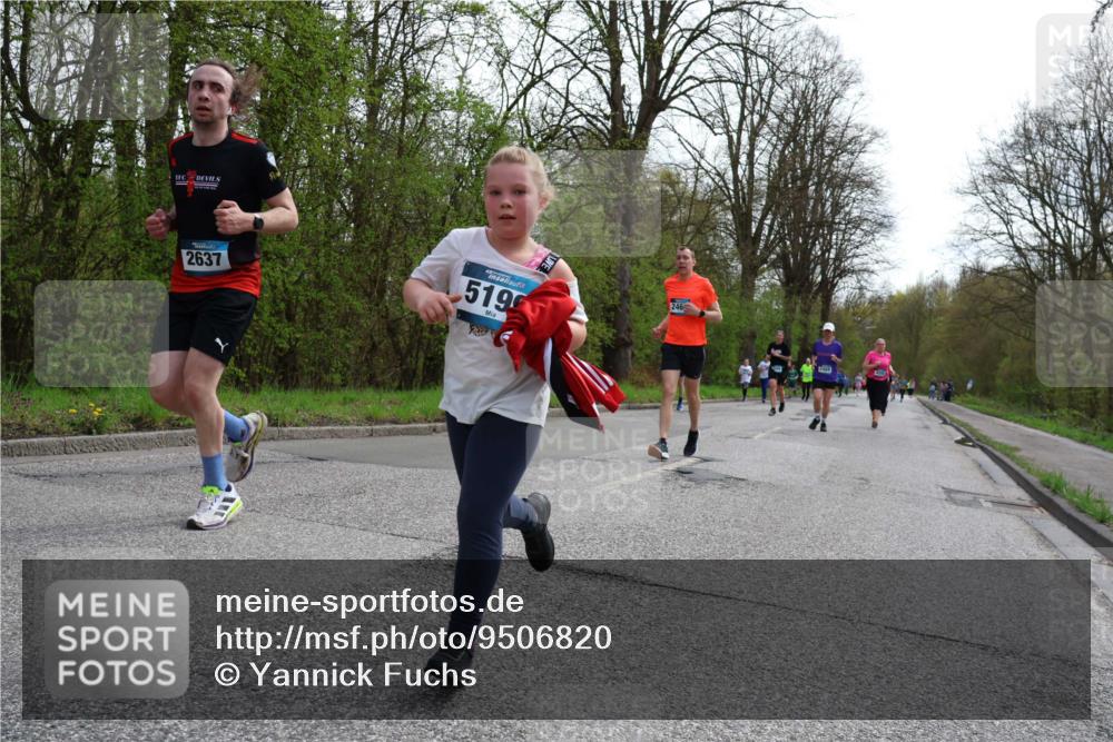 12.04.2026 - 45. Internationalen Wilhelmsburger Insellauf Yannick Fuchs http://msf.ph/oto/9506820 12.04.2026 13:02:02 Laufen 2637, 5196, 246, 3464 meine-sportfotos.de
