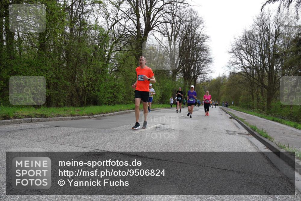 12.04.2026 - 45. Internationalen Wilhelmsburger Insellauf Yannick Fuchs http://msf.ph/oto/9506824 12.04.2026 13:02:03 Laufen 2462, 3469 meine-sportfotos.de