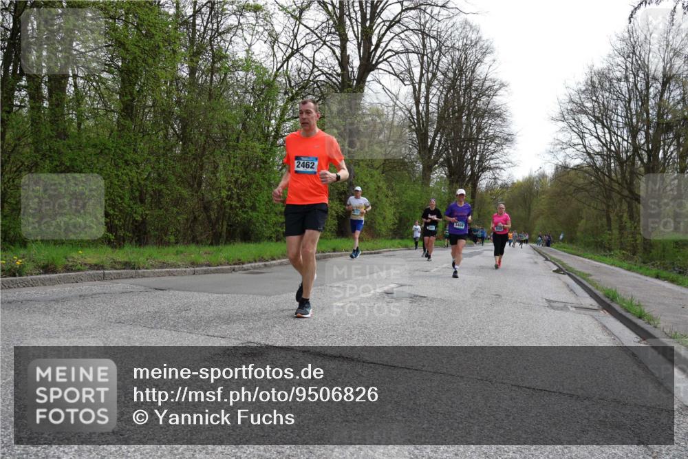 12.04.2026 - 45. Internationalen Wilhelmsburger Insellauf Yannick Fuchs http://msf.ph/oto/9506826 12.04.2026 13:02:04 Laufen 2462, 3469 meine-sportfotos.de