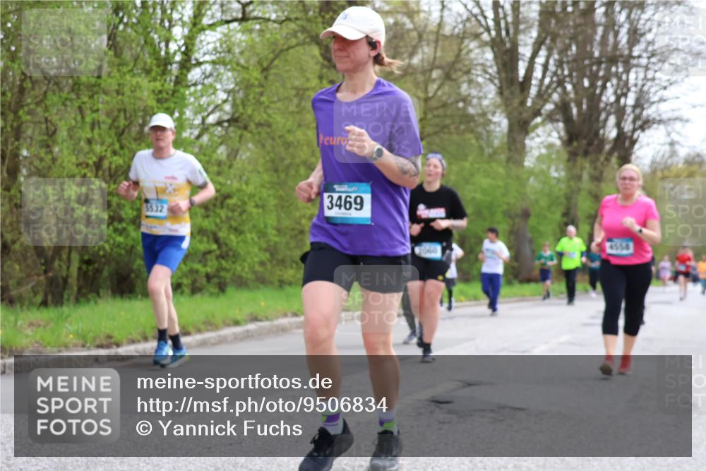 12.04.2026 - 45. Internationalen Wilhelmsburger Insellauf Yannick Fuchs http://msf.ph/oto/9506834 12.04.2026 13:02:06 Laufen 3532, 3469, 2060, 4554 meine-sportfotos.de