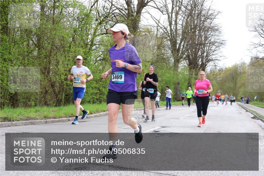 12.04.2026 - 45. Internationalen Wilhelmsburger Insellauf Yannick Fuchs http://msf.ph/oto/9506835 12.04.2026 13:02:06 Laufen 5532, 3469, 34, 2060, 455 meine-sportfotos.de