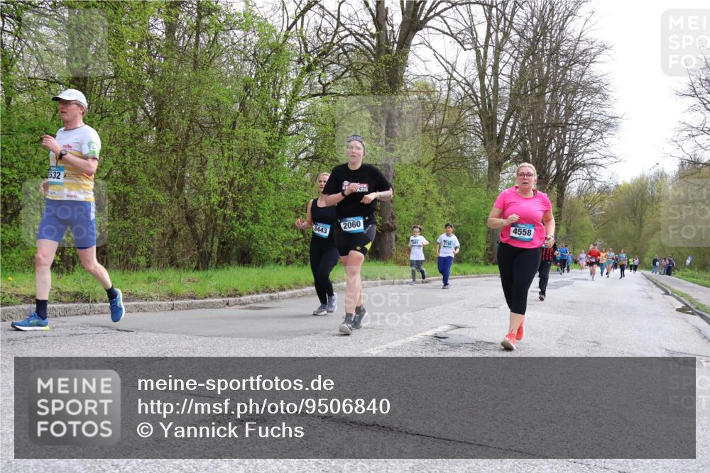 12.04.2026 - 45. Internationalen Wilhelmsburger Insellauf Yannick Fuchs http://msf.ph/oto/9506840 12.04.2026 13:02:07 Laufen 532, 3443, 2060, 3584, 5195, 4558 meine-sportfotos.de