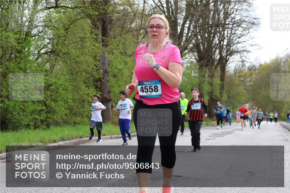 12.04.2026 - 45. Internationalen Wilhelmsburger Insellauf Yannick Fuchs http://msf.ph/oto/9506843 12.04.2026 13:02:08 Laufen 3584, 5195, 4558, 5161 meine-sportfotos.de