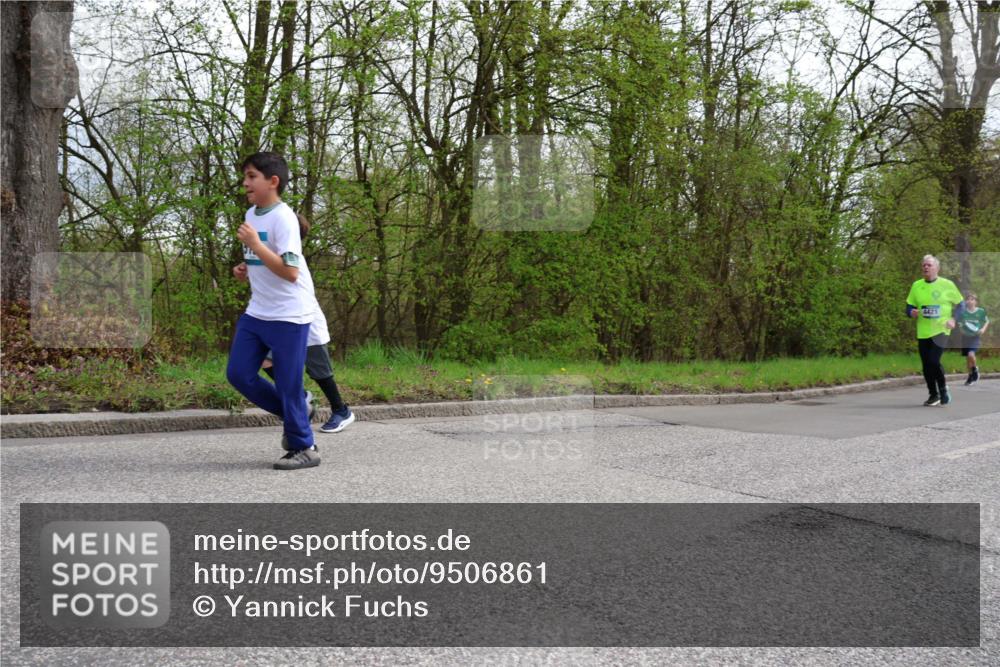 12.04.2026 - 45. Internationalen Wilhelmsburger Insellauf Yannick Fuchs http://msf.ph/oto/9506861 12.04.2026 13:02:12 Laufen 4421 meine-sportfotos.de