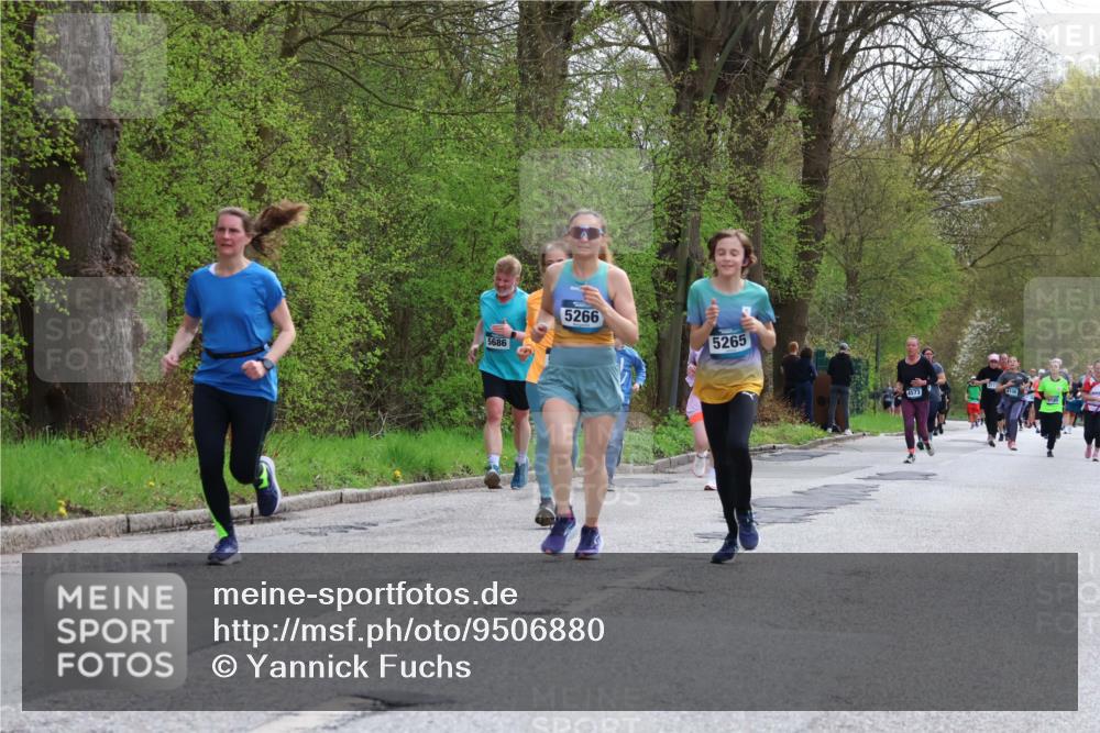 12.04.2026 - 45. Internationalen Wilhelmsburger Insellauf Yannick Fuchs http://msf.ph/oto/9506880 12.04.2026 13:02:17 Laufen 5686, 5266, 5265, 4573 meine-sportfotos.de