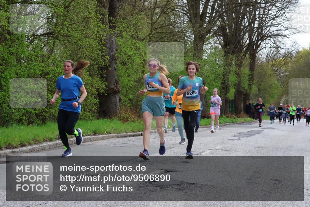 12.04.2026 - 45. Internationalen Wilhelmsburger Insellauf Yannick Fuchs http://msf.ph/oto/9506890 12.04.2026 13:02:19 Laufen 52, 5686, 5265, 5675 meine-sportfotos.de