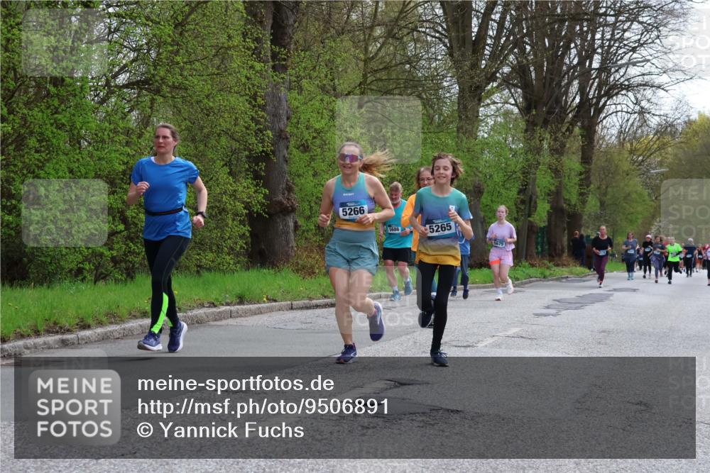 12.04.2026 - 45. Internationalen Wilhelmsburger Insellauf Yannick Fuchs http://msf.ph/oto/9506891 12.04.2026 13:02:19 Laufen 5266, 5686, 5265, 5675 meine-sportfotos.de