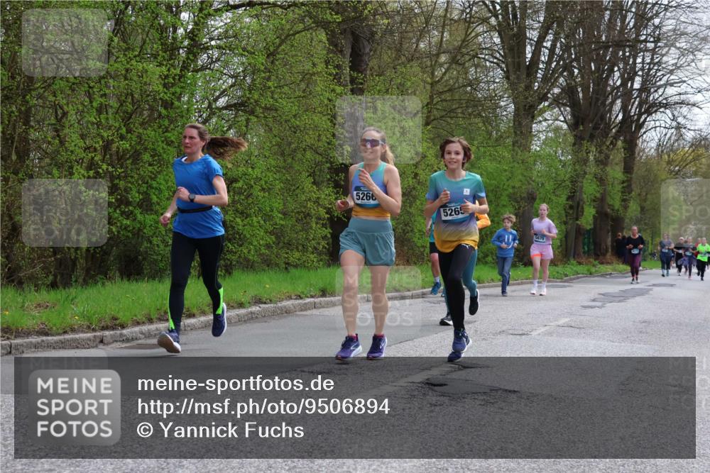 12.04.2026 - 45. Internationalen Wilhelmsburger Insellauf Yannick Fuchs http://msf.ph/oto/9506894 12.04.2026 13:02:20 Laufen 5266, 5265, 5675 meine-sportfotos.de