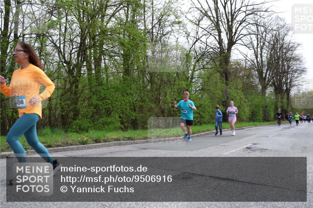 12.04.2026 - 45. Internationalen Wilhelmsburger Insellauf Yannick Fuchs http://msf.ph/oto/9506916 12.04.2026 13:02:23 Laufen 498, 5686 meine-sportfotos.de