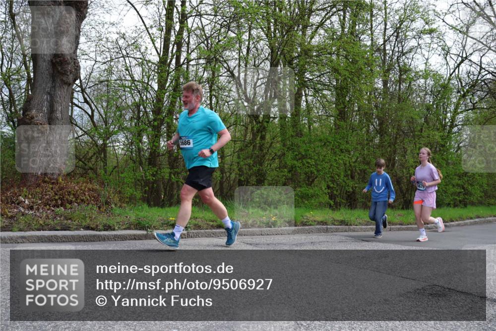 12.04.2026 - 45. Internationalen Wilhelmsburger Insellauf Yannick Fuchs http://msf.ph/oto/9506927 12.04.2026 13:02:25 Laufen 5686 meine-sportfotos.de