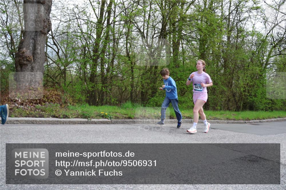 12.04.2026 - 45. Internationalen Wilhelmsburger Insellauf Yannick Fuchs http://msf.ph/oto/9506931 12.04.2026 13:02:26 Laufen 5675 meine-sportfotos.de