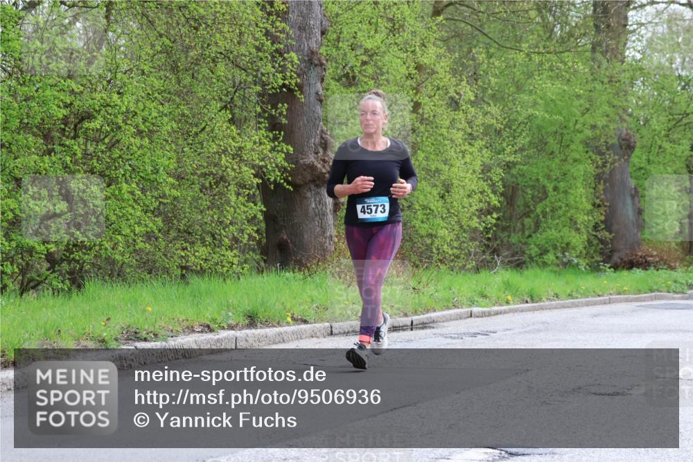 12.04.2026 - 45. Internationalen Wilhelmsburger Insellauf Yannick Fuchs http://msf.ph/oto/9506936 12.04.2026 13:02:28 Laufen 4573 meine-sportfotos.de
