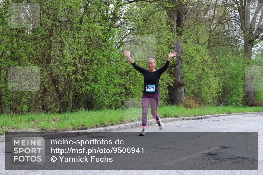12.04.2026 - 45. Internationalen Wilhelmsburger Insellauf Yannick Fuchs http://msf.ph/oto/9506941 12.04.2026 13:02:29 Laufen 4573 meine-sportfotos.de