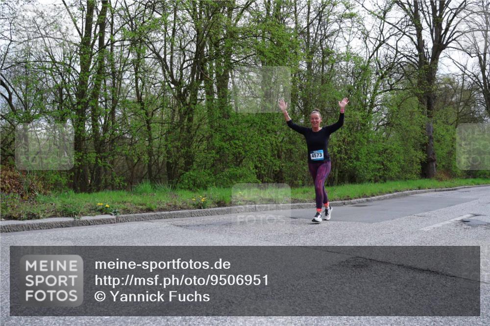 12.04.2026 - 45. Internationalen Wilhelmsburger Insellauf Yannick Fuchs http://msf.ph/oto/9506951 12.04.2026 13:02:31 Laufen 4573 meine-sportfotos.de