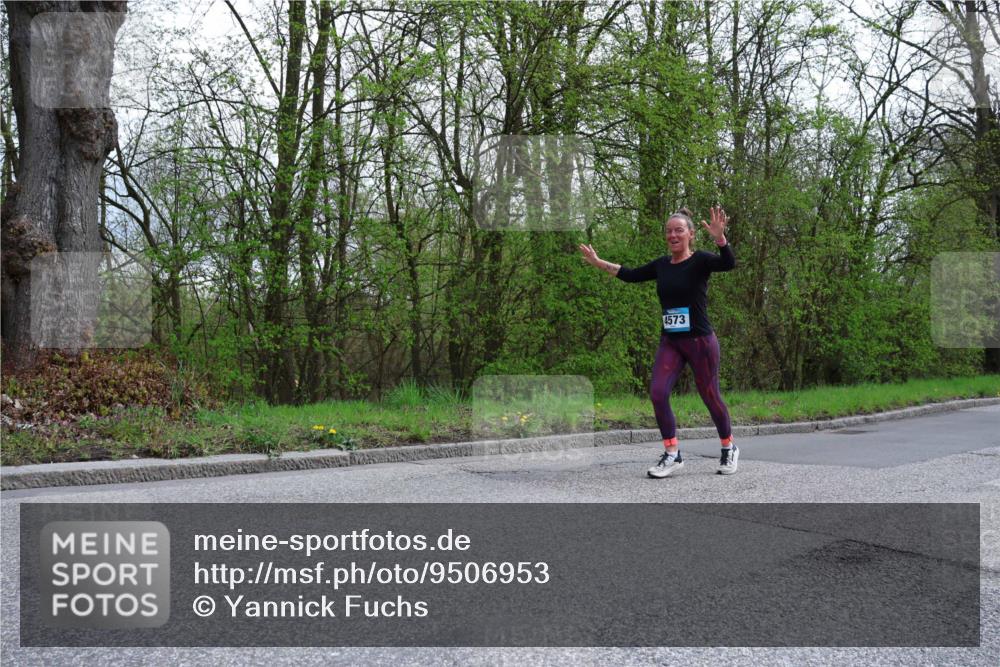 12.04.2026 - 45. Internationalen Wilhelmsburger Insellauf Yannick Fuchs http://msf.ph/oto/9506953 12.04.2026 13:02:31 Laufen 4573 meine-sportfotos.de