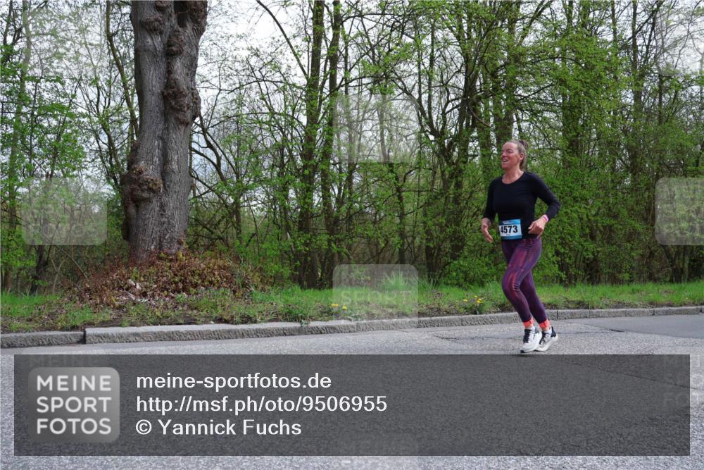 12.04.2026 - 45. Internationalen Wilhelmsburger Insellauf Yannick Fuchs http://msf.ph/oto/9506955 12.04.2026 13:02:31 Laufen 4573 meine-sportfotos.de