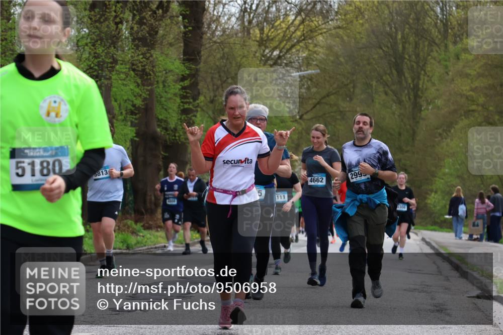 12.04.2026 - 45. Internationalen Wilhelmsburger Insellauf Yannick Fuchs http://msf.ph/oto/9506958 12.04.2026 13:02:36 Laufen 5180, 0813, 5, 4662, 299, 111, 3308 meine-sportfotos.de