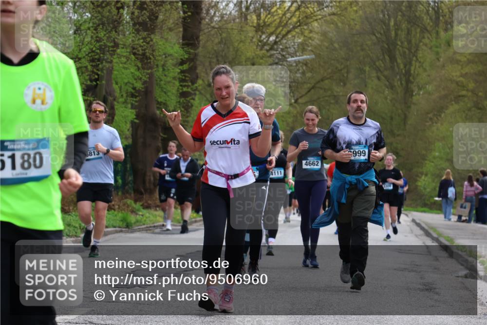 12.04.2026 - 45. Internationalen Wilhelmsburger Insellauf Yannick Fuchs http://msf.ph/oto/9506960 12.04.2026 13:02:36 Laufen 5180, 5813, 4111, 4662, 999 meine-sportfotos.de