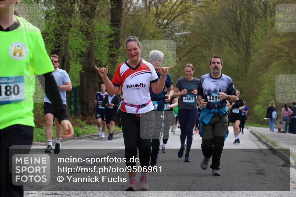 12.04.2026 - 45. Internationalen Wilhelmsburger Insellauf Yannick Fuchs http://msf.ph/oto/9506961 12.04.2026 13:02:37 Laufen 180, 4662, 2999, 3308 meine-sportfotos.de