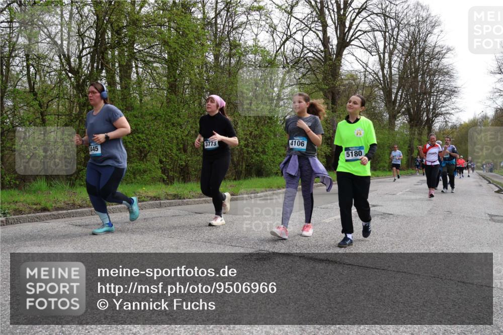 12.04.2026 - 45. Internationalen Wilhelmsburger Insellauf Yannick Fuchs http://msf.ph/oto/9506966 12.04.2026 13:02:38 Laufen 2445, 3773, 4106, 5180 meine-sportfotos.de