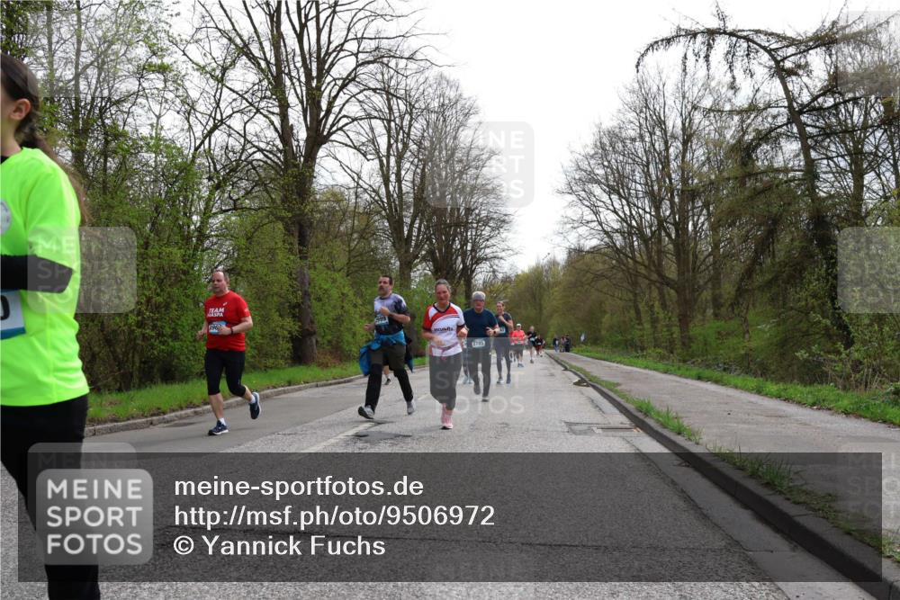 12.04.2026 - 45. Internationalen Wilhelmsburger Insellauf Yannick Fuchs http://msf.ph/oto/9506972 12.04.2026 13:02:40 Laufen 2785 meine-sportfotos.de