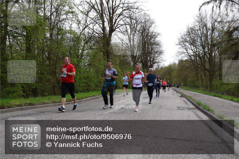12.04.2026 - 45. Internationalen Wilhelmsburger Insellauf Yannick Fuchs http://msf.ph/oto/9506976 12.04.2026 13:02:40 Laufen 1960, 2999, 4662, 2785 meine-sportfotos.de