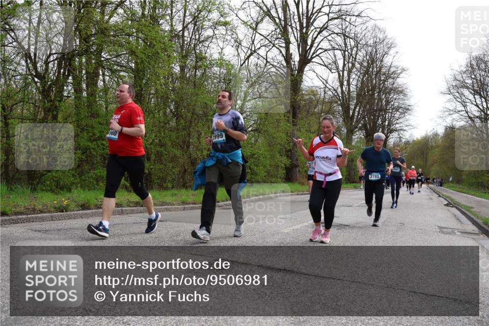 12.04.2026 - 45. Internationalen Wilhelmsburger Insellauf Yannick Fuchs http://msf.ph/oto/9506981 12.04.2026 13:02:41 Laufen 960, 1999, 2785, 4662 meine-sportfotos.de