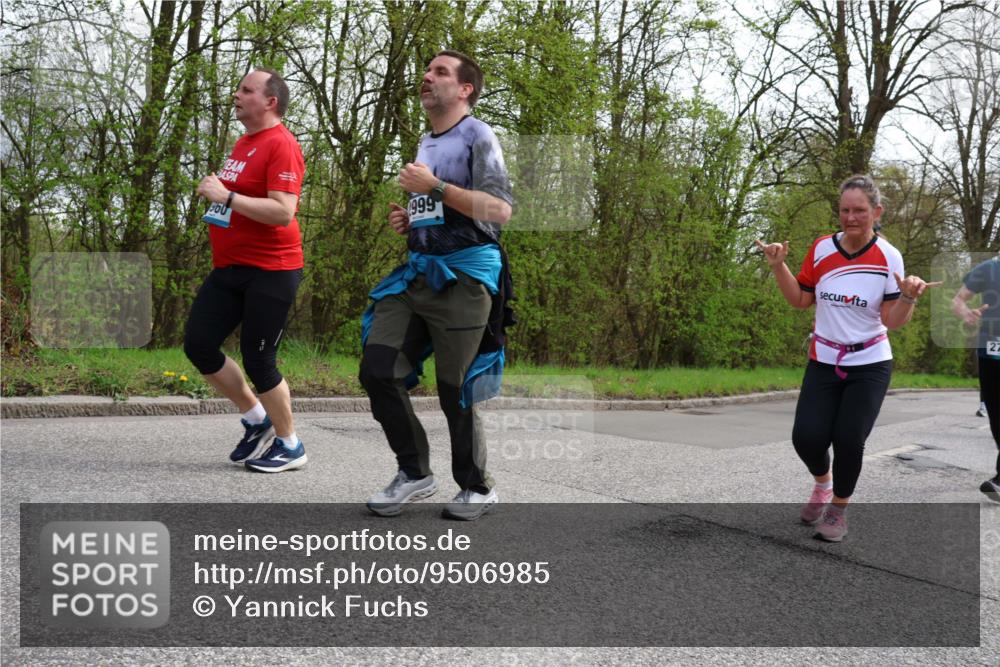 12.04.2026 - 45. Internationalen Wilhelmsburger Insellauf Yannick Fuchs http://msf.ph/oto/9506985 12.04.2026 13:02:42 Laufen 1999, 960, 27 meine-sportfotos.de