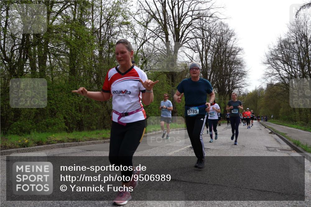 12.04.2026 - 45. Internationalen Wilhelmsburger Insellauf Yannick Fuchs http://msf.ph/oto/9506989 12.04.2026 13:02:42 Laufen 2785, 4662, 4663 meine-sportfotos.de