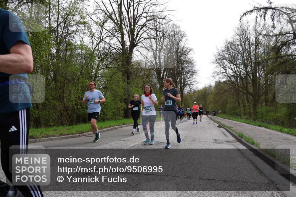 12.04.2026 - 45. Internationalen Wilhelmsburger Insellauf Yannick Fuchs http://msf.ph/oto/9506995 12.04.2026 13:02:43 Laufen 5813, 4111, 4663, 4662 meine-sportfotos.de