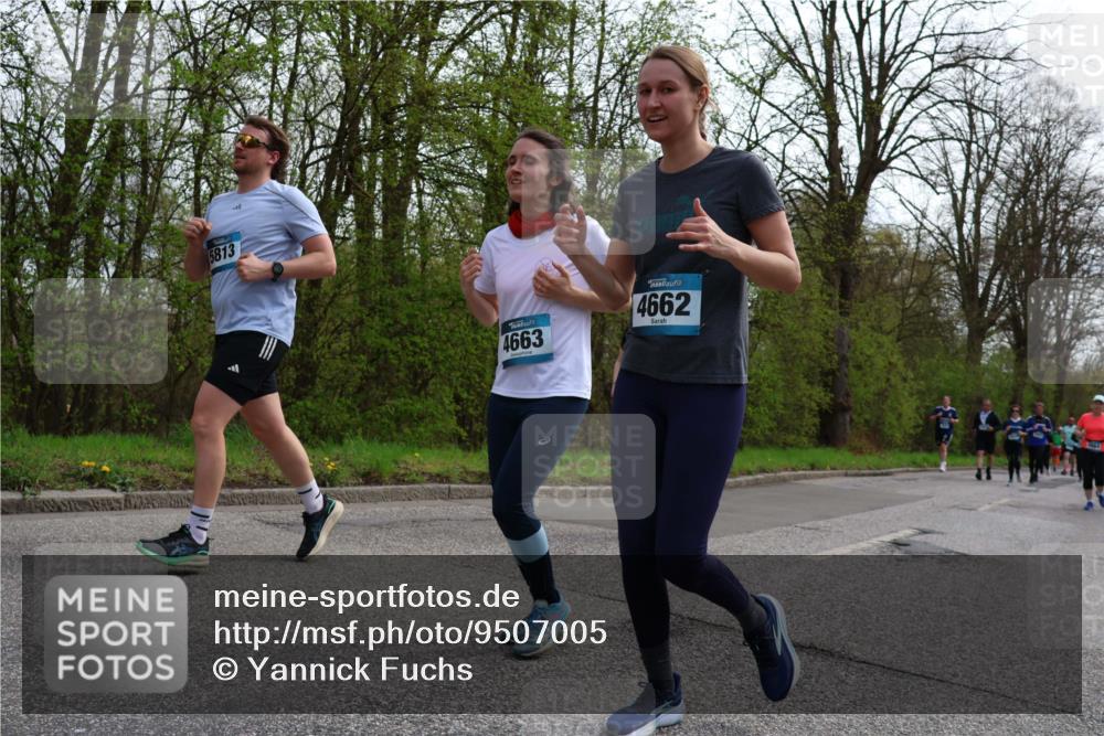 12.04.2026 - 45. Internationalen Wilhelmsburger Insellauf Yannick Fuchs http://msf.ph/oto/9507005 12.04.2026 13:02:45 Laufen 5813, 4663, 4662 meine-sportfotos.de