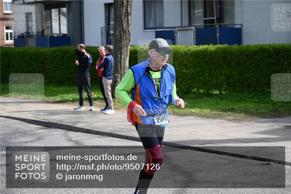 12.04.2026 - 45. Internationalen Wilhelmsburger Insellauf J. Mangold http://msf.ph/oto/9507126 12.04.2026 11:43:57 Ziel 2040, 2663 meine-sportfotos.de