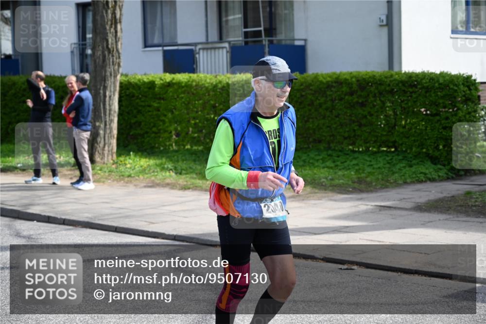12.04.2026 - 45. Internationalen Wilhelmsburger Insellauf J. Mangold http://msf.ph/oto/9507130 12.04.2026 11:43:57 Ziel 2040, 2663 meine-sportfotos.de