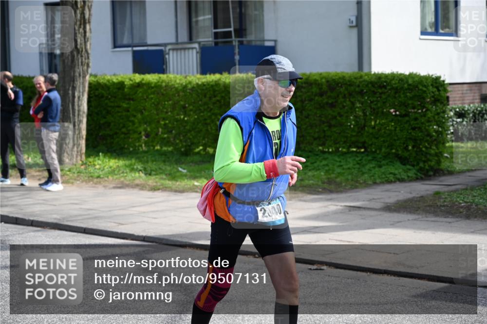 12.04.2026 - 45. Internationalen Wilhelmsburger Insellauf J. Mangold http://msf.ph/oto/9507131 12.04.2026 11:43:58 Ziel 2040, 2663 meine-sportfotos.de