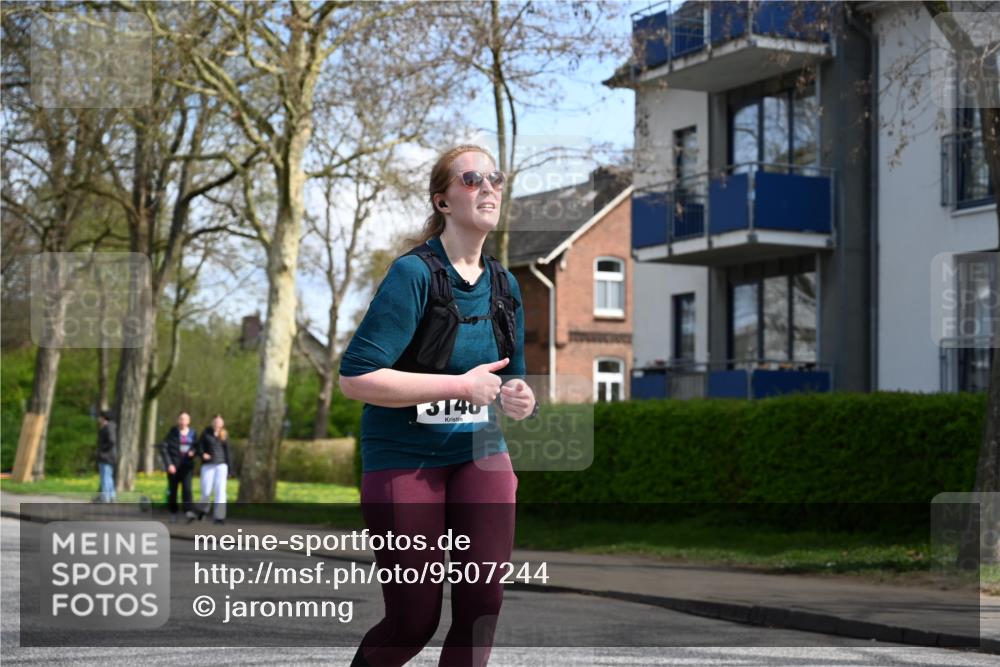 12.04.2026 - 45. Internationalen Wilhelmsburger Insellauf J. Mangold http://msf.ph/oto/9507244 12.04.2026 11:47:16 Ziel 3148, 3533, 3532, 3457 meine-sportfotos.de