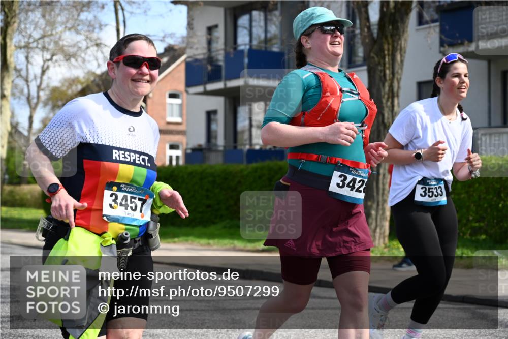 12.04.2026 - 45. Internationalen Wilhelmsburger Insellauf J. Mangold http://msf.ph/oto/9507299 12.04.2026 11:47:36 Ziel 3148, 3533, 3532, 3457 meine-sportfotos.de
