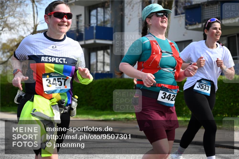 12.04.2026 - 45. Internationalen Wilhelmsburger Insellauf J. Mangold http://msf.ph/oto/9507301 12.04.2026 11:47:36 Ziel 3148, 3533, 3532, 3457 meine-sportfotos.de