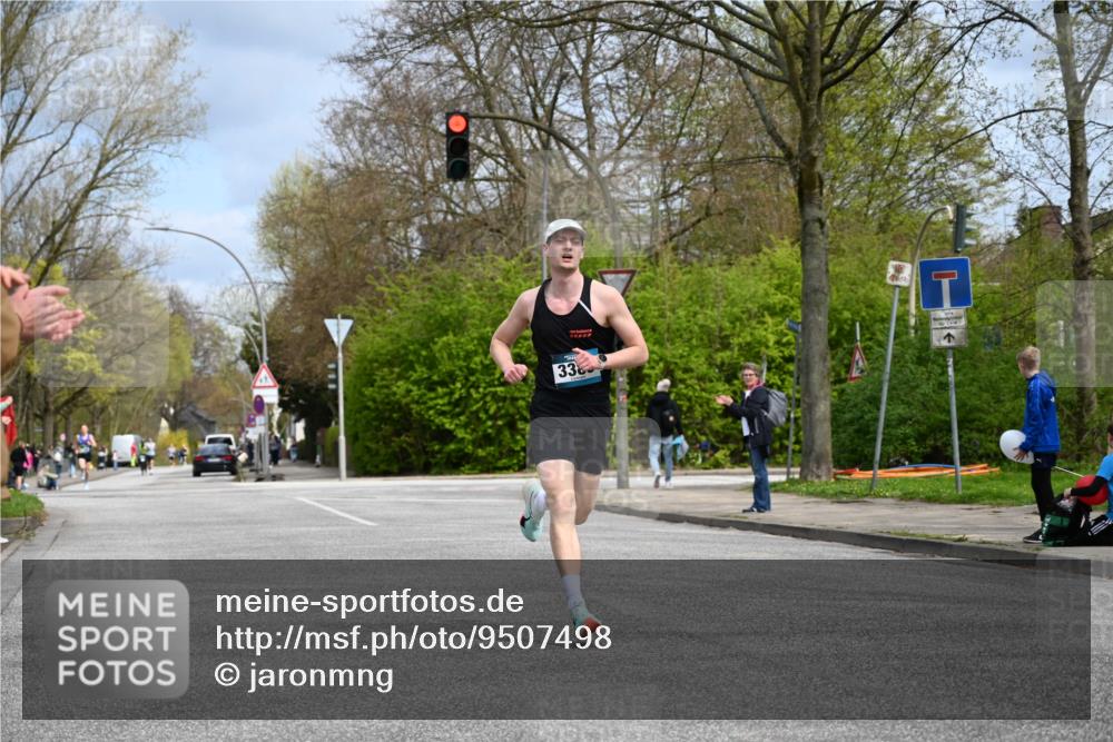 12.04.2026 - 45. Internationalen Wilhelmsburger Insellauf J. Mangold http://msf.ph/oto/9507498 12.04.2026 12:46:34 Ziel 3389, 5365, 3048, 5413, 4656, 5556 meine-sportfotos.de