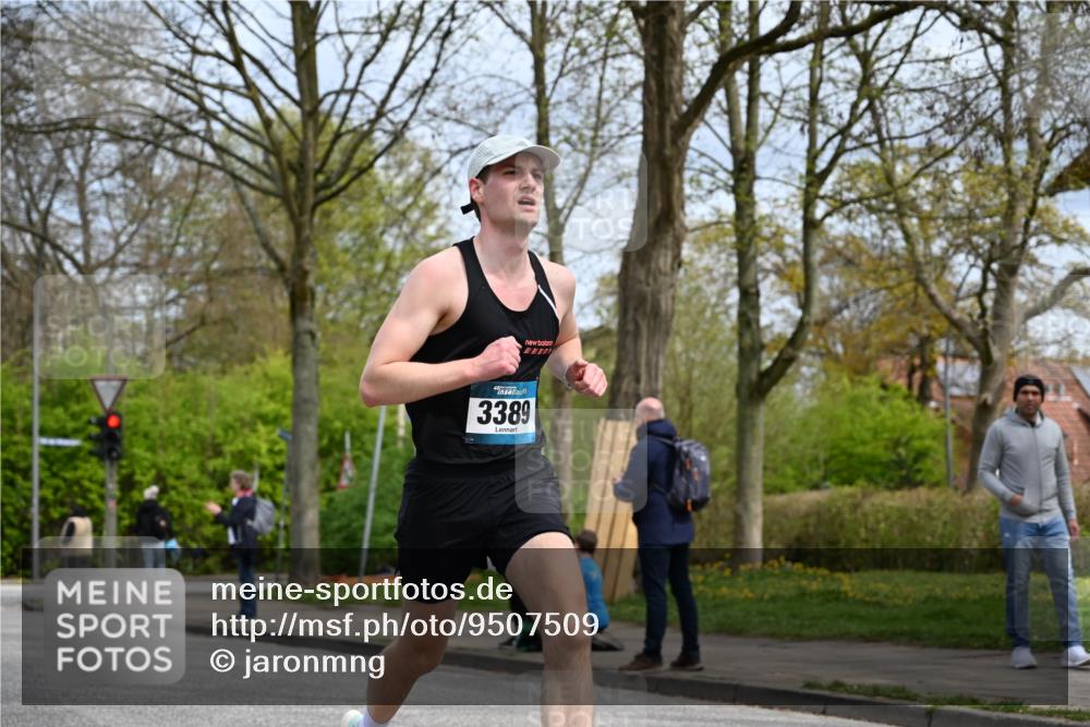 12.04.2026 - 45. Internationalen Wilhelmsburger Insellauf J. Mangold http://msf.ph/oto/9507509 12.04.2026 12:46:35 Ziel 3389, 5365, 3048, 5413, 4656, 5556, 5709 meine-sportfotos.de