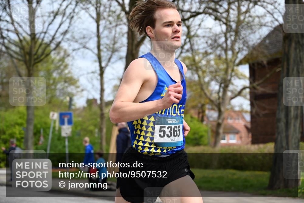 12.04.2026 - 45. Internationalen Wilhelmsburger Insellauf J. Mangold http://msf.ph/oto/9507532 12.04.2026 12:46:45 Ziel 3389, 5365, 3048, 5413, 4656, 5556, 5556, 5709, 3750, 3301 meine-sportfotos.de