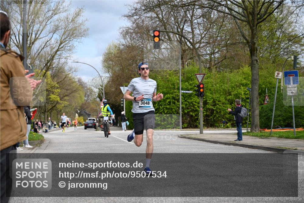 12.04.2026 - 45. Internationalen Wilhelmsburger Insellauf J. Mangold http://msf.ph/oto/9507534 12.04.2026 12:46:55 Ziel 5365, 3048, 5413, 4656, 5556, 5709, 3750, 3301, 4466 meine-sportfotos.de