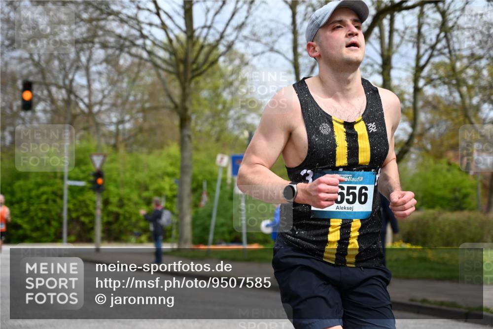 12.04.2026 - 45. Internationalen Wilhelmsburger Insellauf J. Mangold http://msf.ph/oto/9507585 12.04.2026 12:47:09 Ziel 5413, 4656, 5556, 5709, 3750, 3301, 4466, 5495, 5495, 3452, 4877, 4874 meine-sportfotos.de