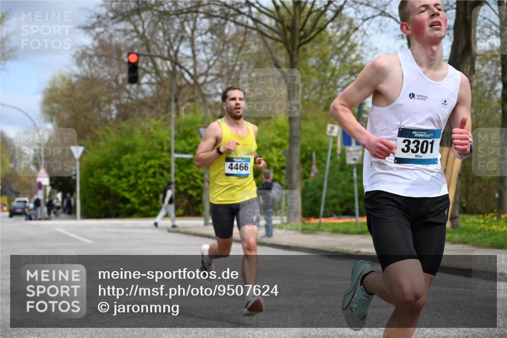 12.04.2026 - 45. Internationalen Wilhelmsburger Insellauf J. Mangold http://msf.ph/oto/9507624 12.04.2026 12:47:24 Ziel 5709, 3750, 3301, 4466, 5495, 3452, 4877, 4874, 5607, 5364 meine-sportfotos.de